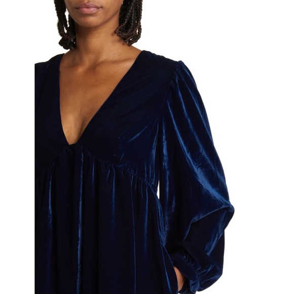 FREE PEOPLE Estella Velvet Mini Dress in Navy Blue - Picture 3 of 13